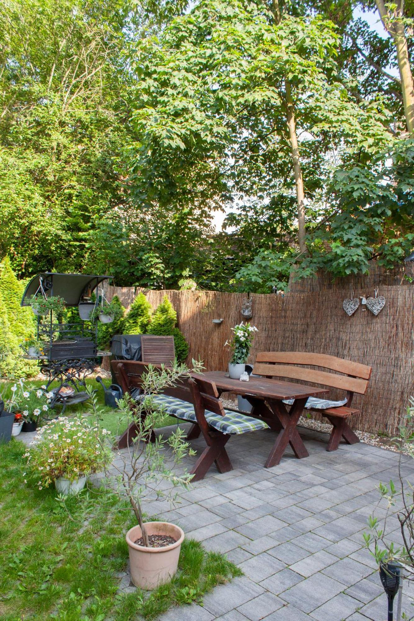 Apartment mit Gartenblick